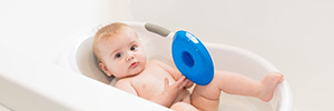 3 consejos para los bebés a los que no les gusta el baño
